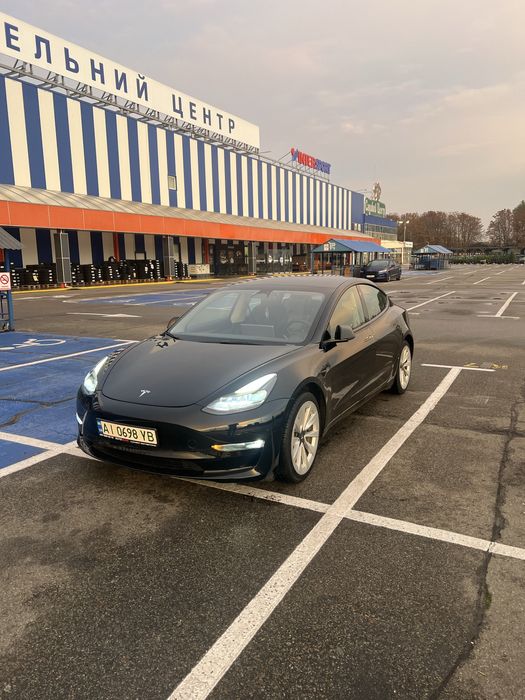 Тесла м3 продам TeslaM3