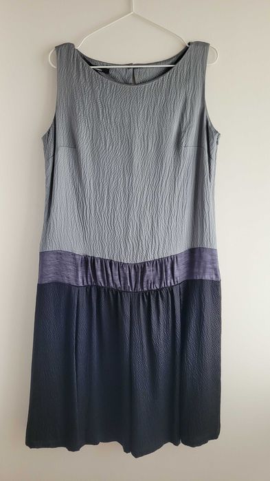 Jedwabna sukienka klasy premium Stefanel