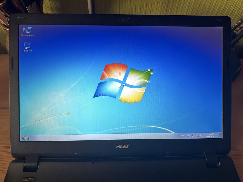 Ноутбук робочий, з віндою Acer Aspire ES1-512-C89T Робочий!