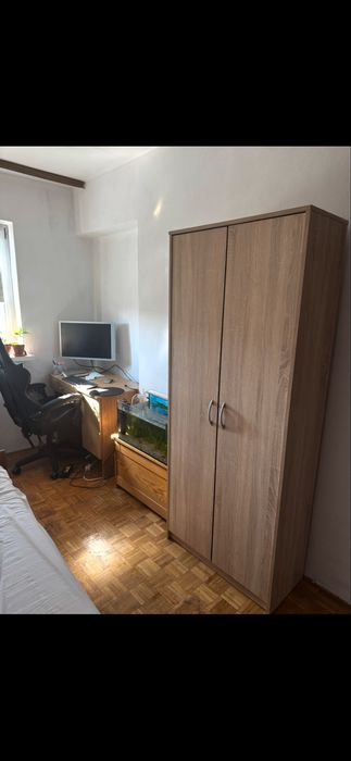 Sprzedam dwie szafy, jadny braz, cena za jedna