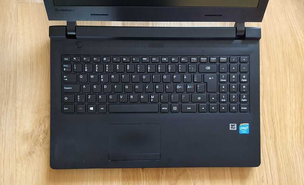 Lenovo B50 - ekran 15.6", dysk 250GB, 8GB Ram, mocny, sprawny