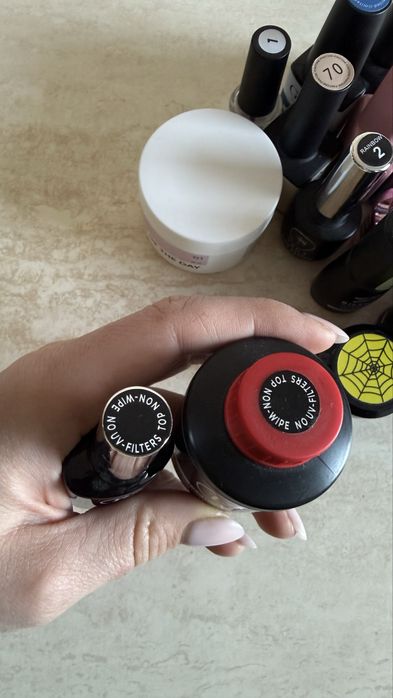 Набір матеріалів для майстра манікюру 16шт за 500грн