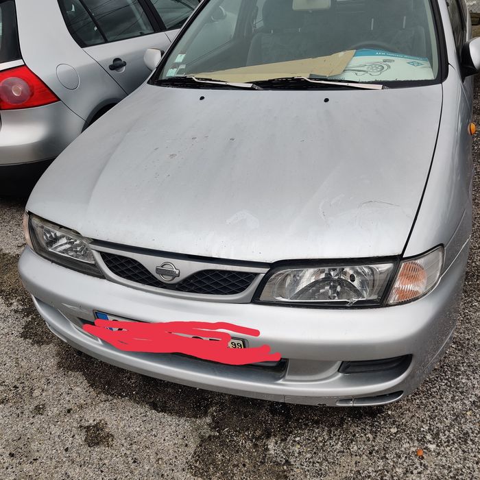 Nissan Almera n15 para peças