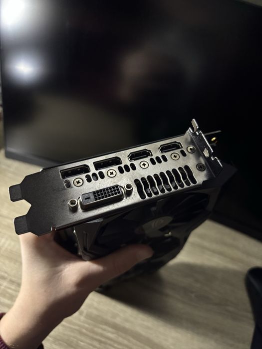 GTX 1070 Asus Rog Strix, 8gb