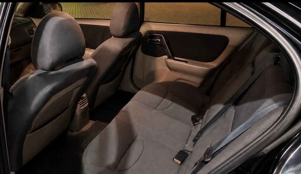 Nissan Primera — fotografia 4
