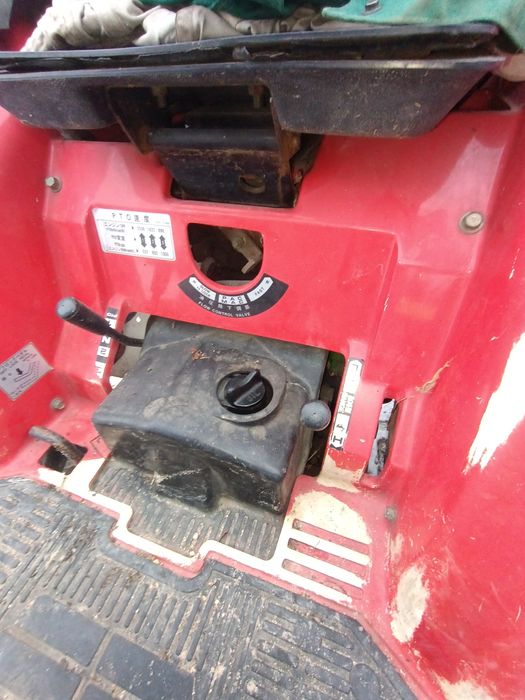 Ciągnik Mitsubishi 20M