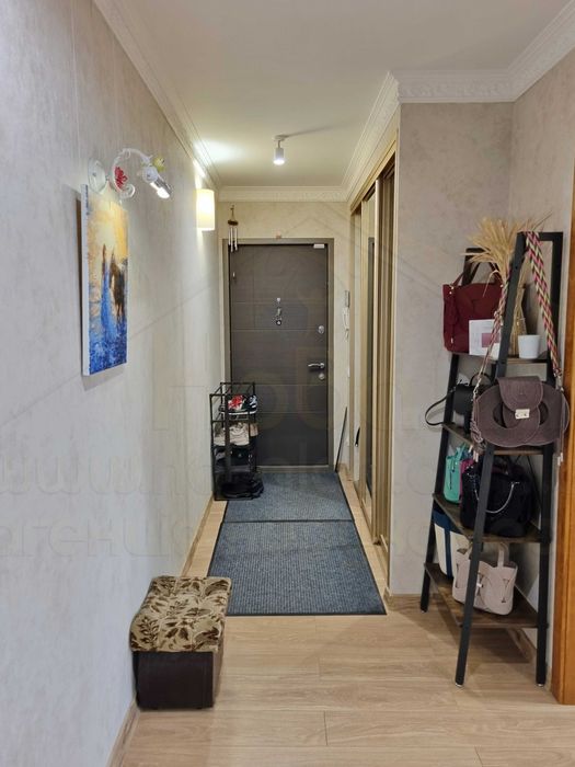 3 кімнатна квартира 82м2 в новобудові з ремонтом в районі Масани-KI