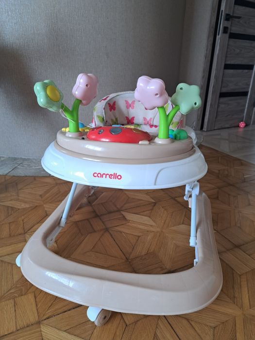 Дитячі ходунки carello