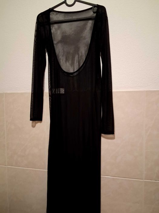 Vestido Pull&Bear,com biquíni brasileiro.