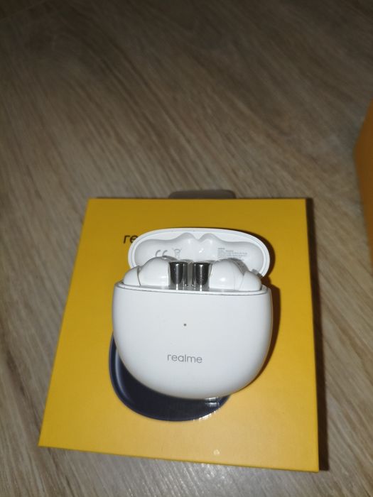 Smartfon realme 8 125GB + słuchawki realme buds air 2