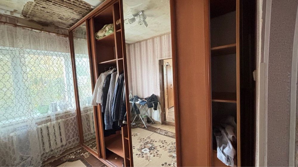 Продам шафу-купе 3×2,50 м