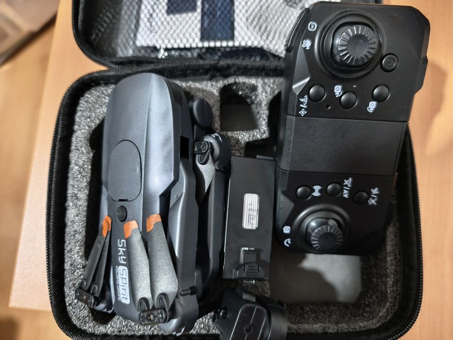 Drone com câmara e sensor de obstáculo