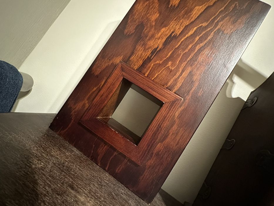 Drewniana dekoracja wazon