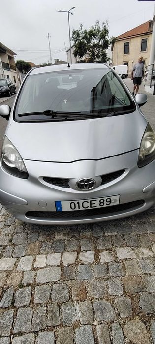 Toyota Aygo impecável
