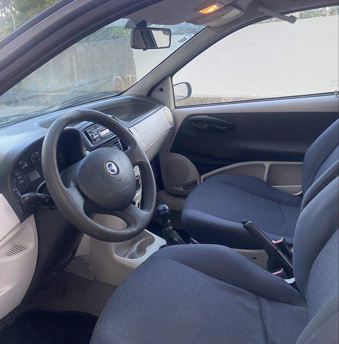 Fiat punto ano 2003