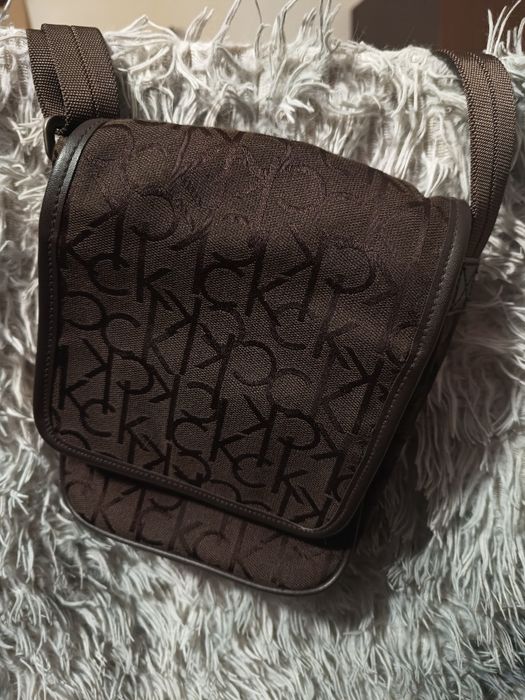 Listonoszka Calvin Klein stan Bardzodobry