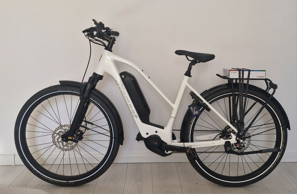 Rower elektryczny Bosch Diamant Zing 2024 cx line trekkingowy smart