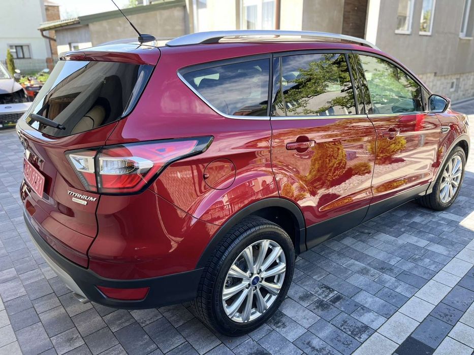 Ford Escape TITANIUM