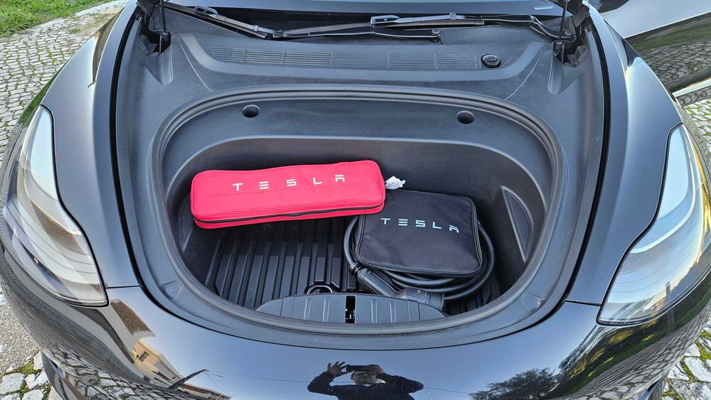 Tesla Model 3 Long Range AWD Dual Motor