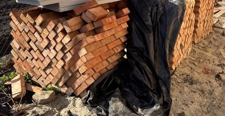 Продам червону цеглу ( кирпич кірпіч)повнотілу М100