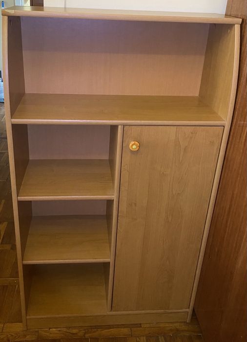 Меблі б/у в кімнату