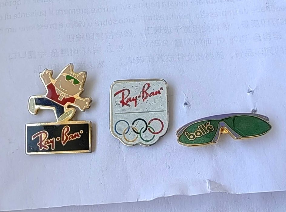 zestaw przypinek okulary Ray Ban, Bolle
