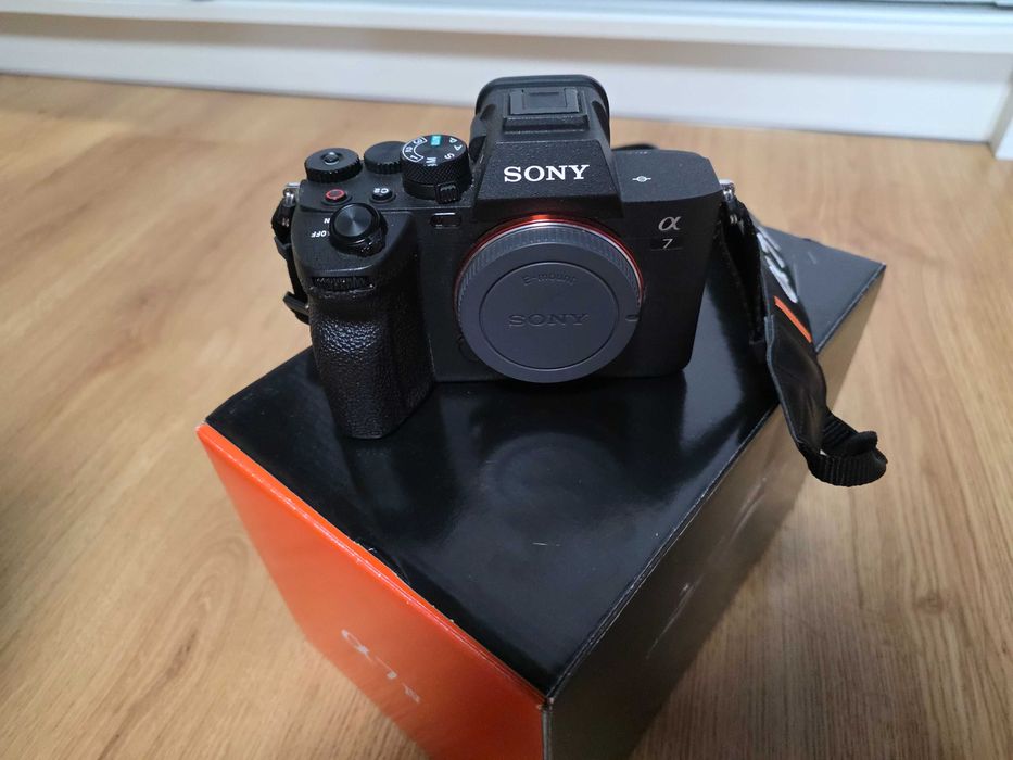 Aparat fotograficzny Sony A7 IV przebieg 30tys.
