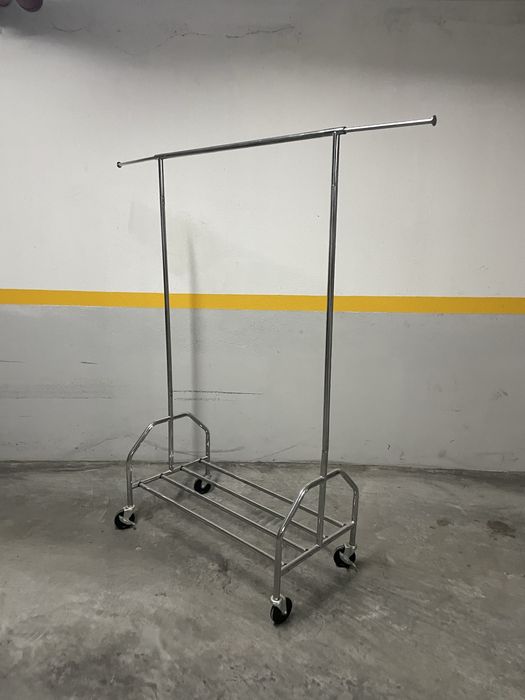 Charriot metalico  c/rodas