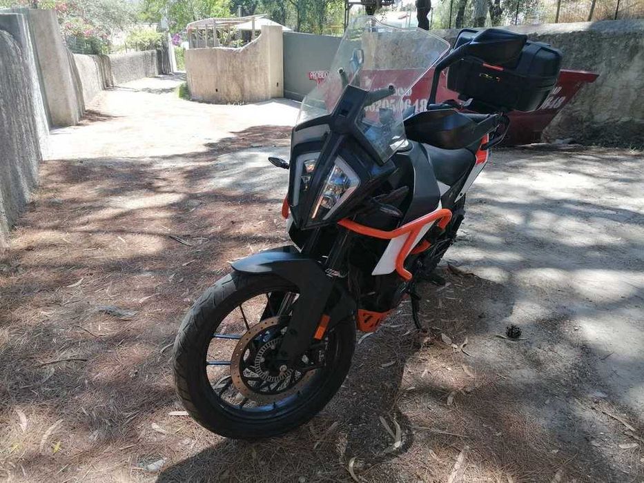 KTM 390 Adventure (2022) – Equipped for Travel, Quickshifter, Premium Extras