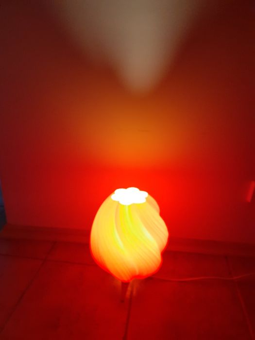 Настільна лампа нічник 30 см червоно-золота з лампою та шнуром