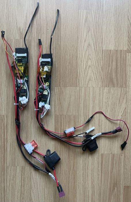 Контролер  зарядки акумулятора від самоката . 10,4A374,4Wh