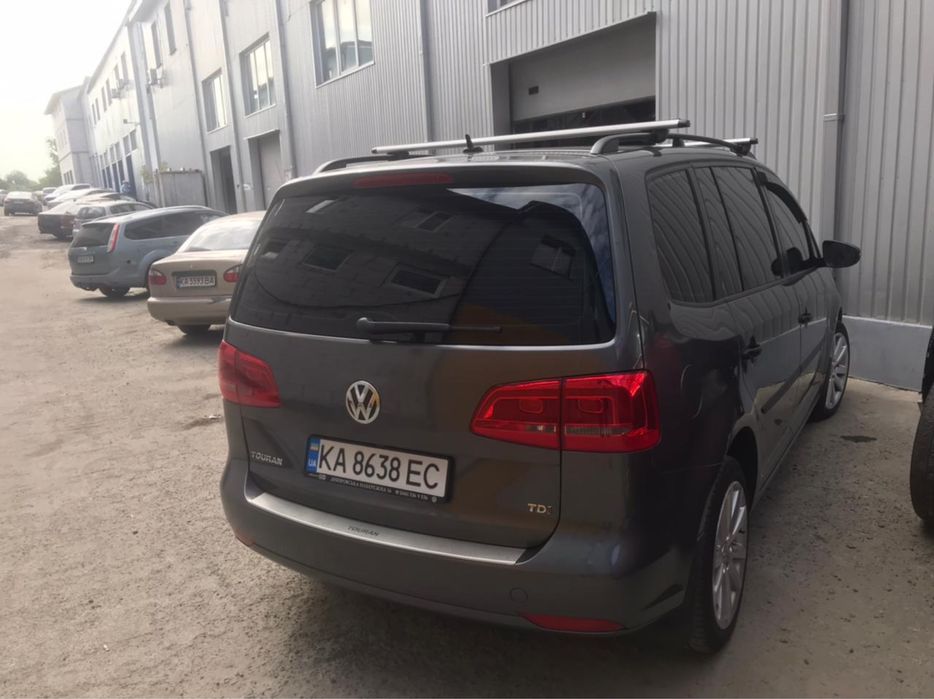 Сдам в Аренду автомобиль VW Touran 2017г ПОСУТОЧНО