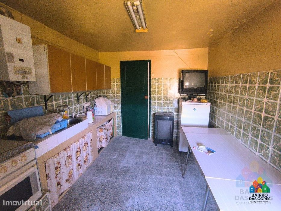 Refúgio Rural com Moradia T4 e Excelentes Acessos