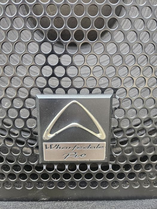 Kolumny estradowe WHARFEDALE PRO  400W