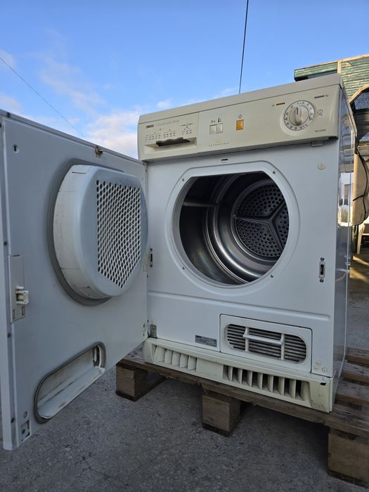 Maquina secar de roupa Zanussi