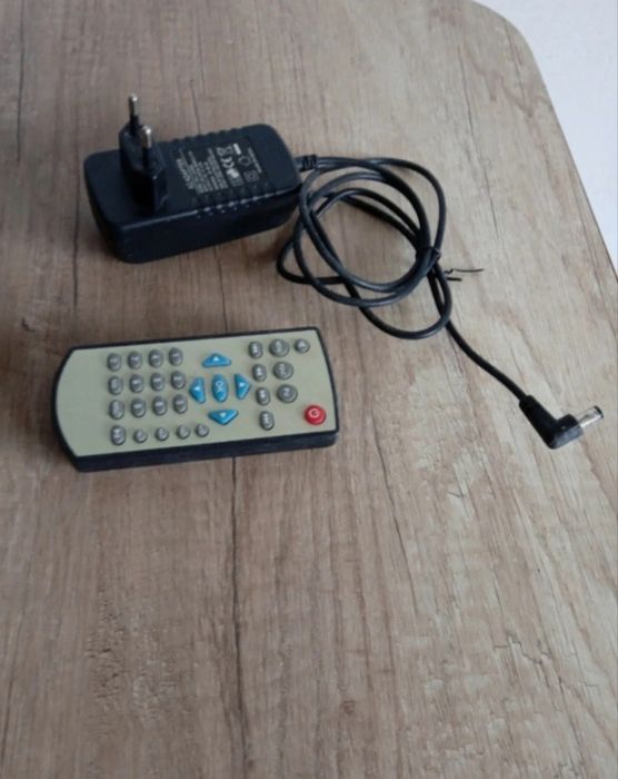 Mini projektor do kina domowego