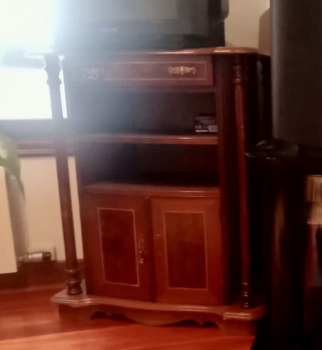 Móveis para televisão e afins