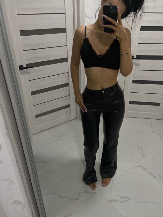Чорні шкіряні  брюки