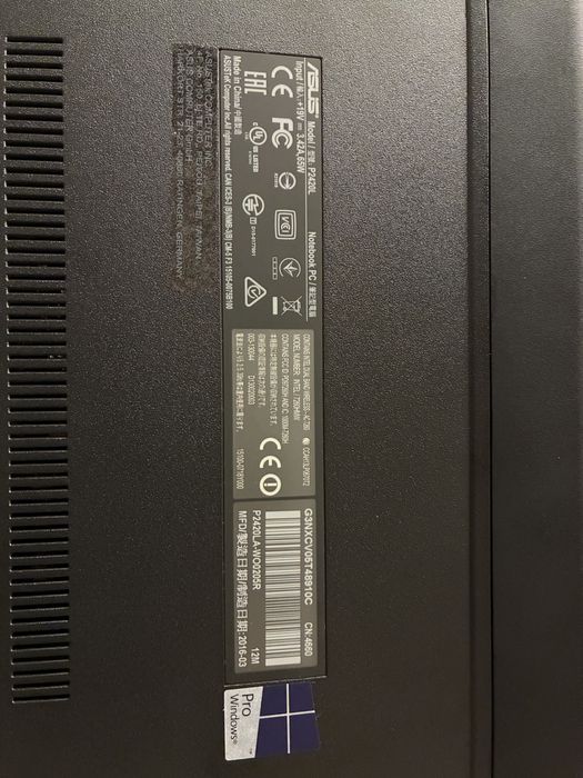 ASUS Portable Notebook P2420LA (Like New)64354218512385122