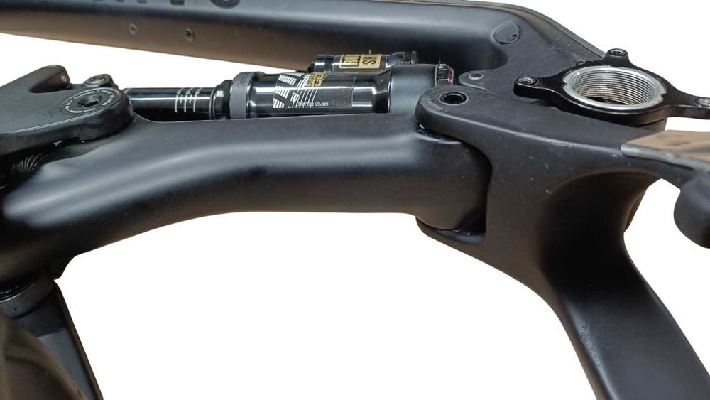 Quadro Canyon Strive CF7.0