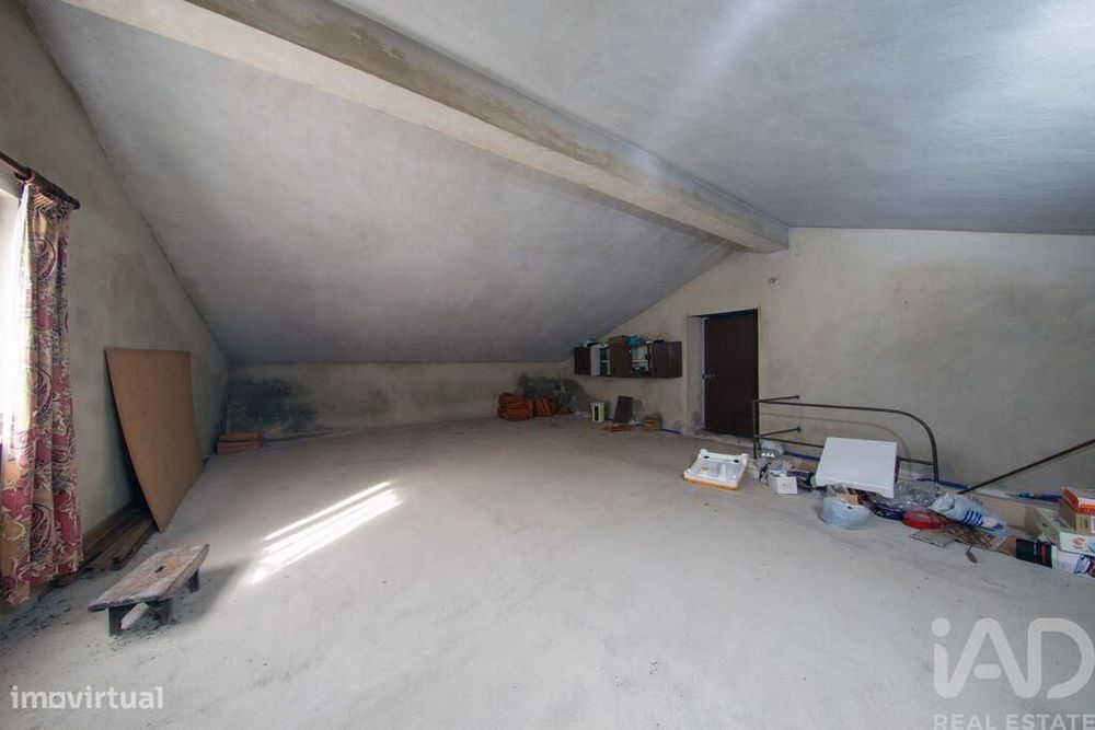 Casa de aldeia T5 em Folques de 154,00 m2