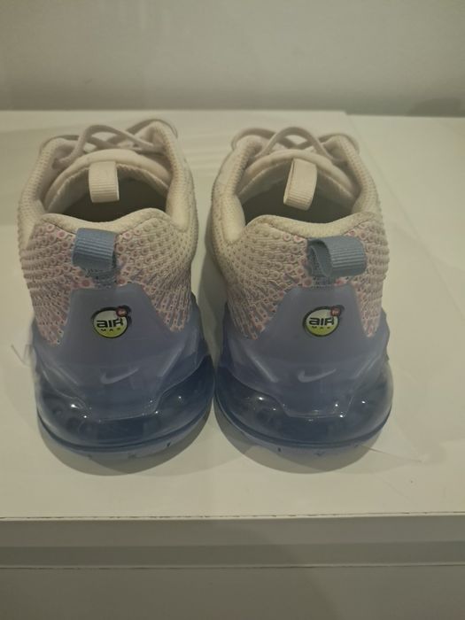 Ténis  Nike Air Max Phoenix