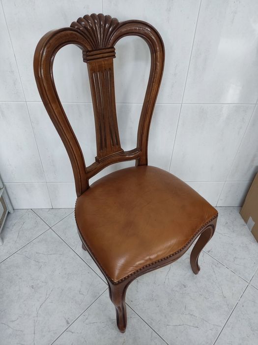 Cadeiras sala jantar em pele