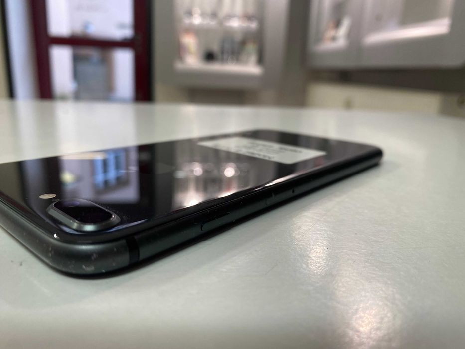 iPhone 8 Plus 64GB #626