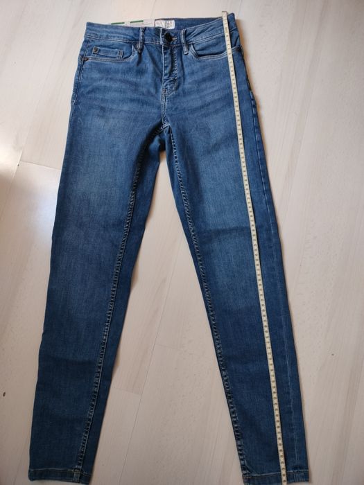 Jeansy Super Skinny 36, rozciągliwe Nowe