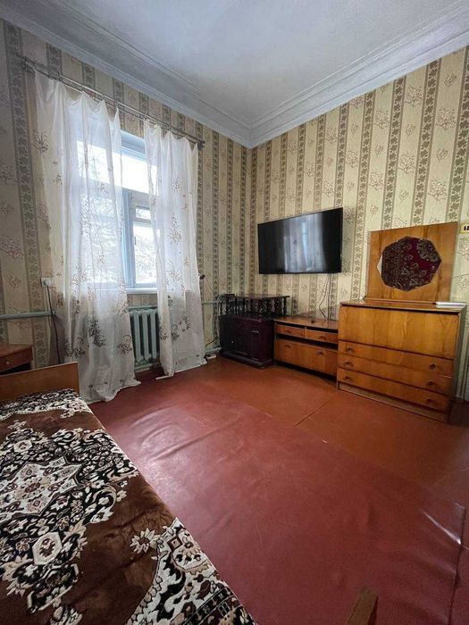 Оренда першого поверху приватного будинку Устинівський пров. 18А