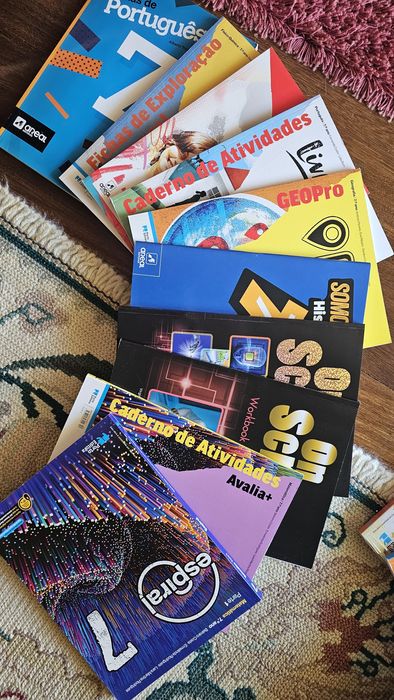 Livros escolares 7°Ano