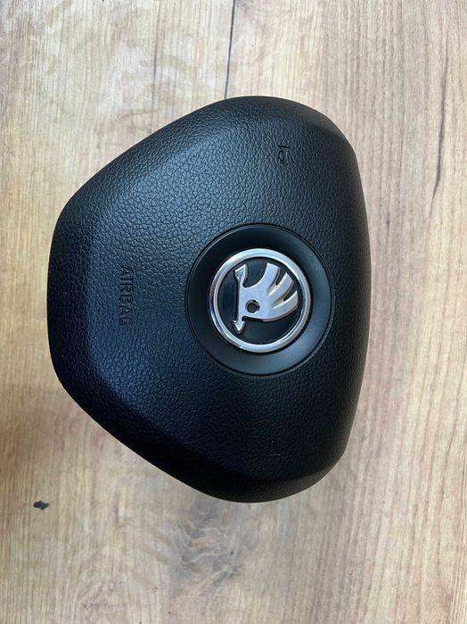 Airbag/poduszka powietrzna kierowcy Skoda Fabia II lift / Fabia III