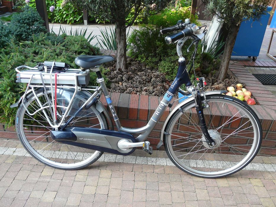 Rower elektryczny RIH  Omega 28"/48 holender,manetka,nożny