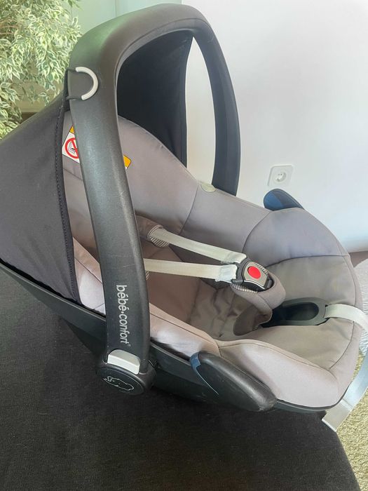Babycoque Bebeconfort + Easy base 2 Maxi-cosi